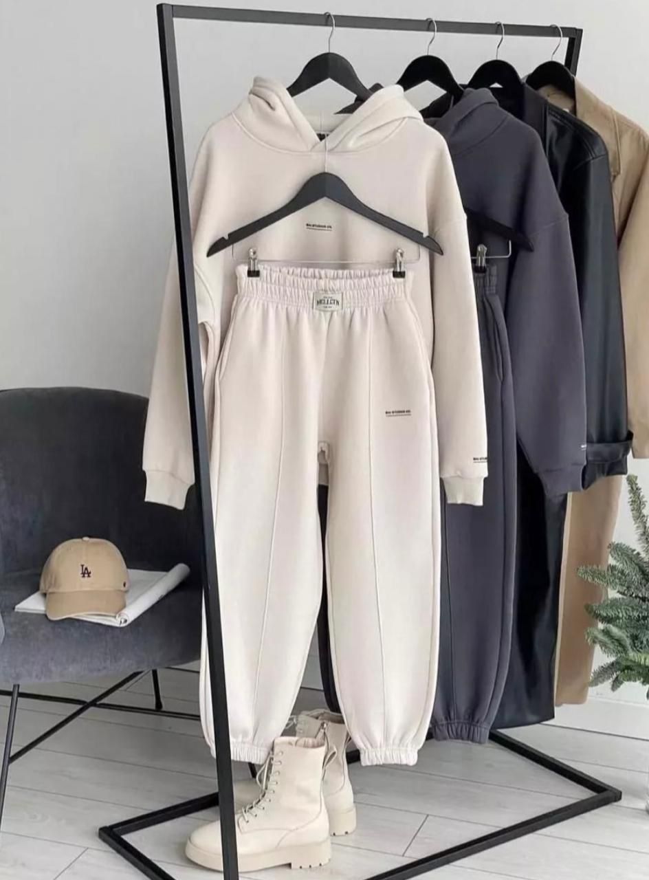 Set Sportiv “Essential Comfort”